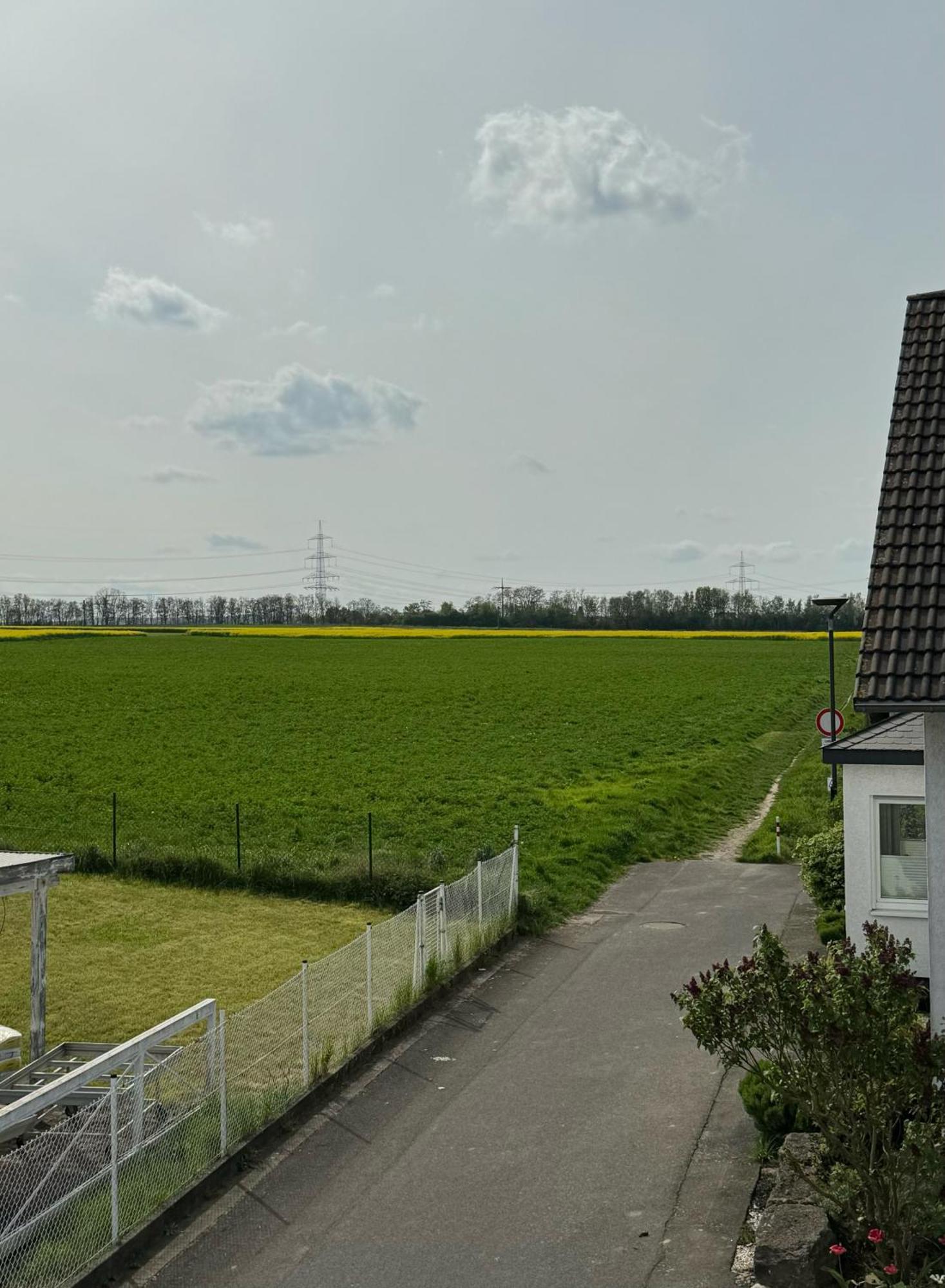 Modern & Grosszuegig! Ideal Fuer Familie & Arbeit Linden  Экстерьер фото